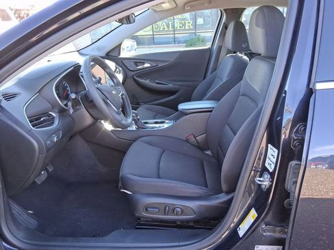 Used 2023 Chevrolet Malibu LT image 9