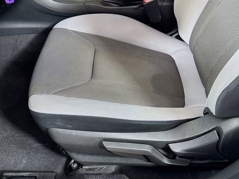 Used 2018 Subaru Crosstrek 2.0i image 22