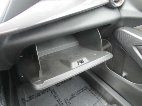 Used 2025 Chevrolet Trax ACTIV w/ Sunroof Package FWD image 25
