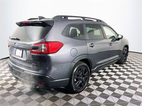 Used 2025 Subaru Ascent Onyx Edition w/ Popular Package #2 image 9