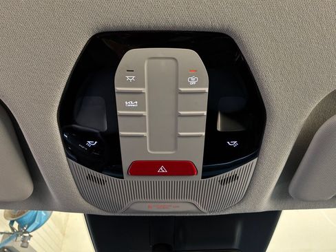 Used 2025 Kia K4 FWD image 16