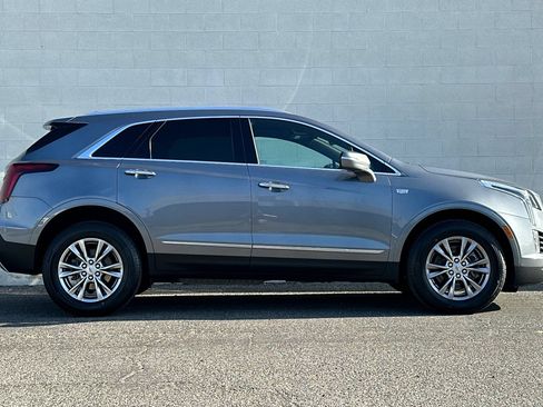 Certified 2022 Cadillac XT5 Premium Luxury FWD image 3