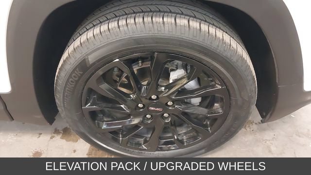 Used 2024 GMC Terrain SLE w/ Elevation Edition FWD image 41