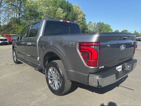 Used 2024 Ford F150 Lariat w/ FX4 Off-Road Package AWD/4WD image 3