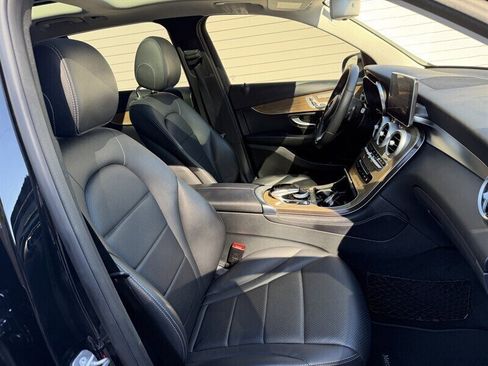 Used 2018 Mercedes-Benz GLC 350e 4MATIC image 35