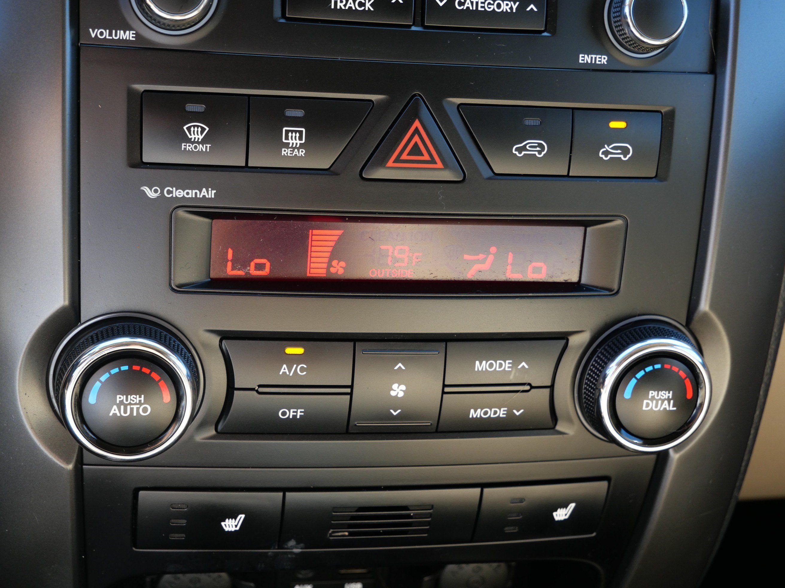 Used 2013 Kia Sorento EX AWD/4WD image 23
