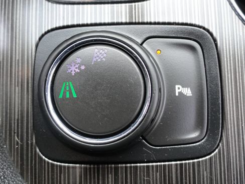 Used 2019 GMC Acadia SLT FWD image 27