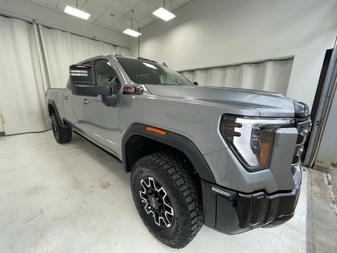New 2026 GMC Sierra 2500 AT4X AWD/4WD image 3
