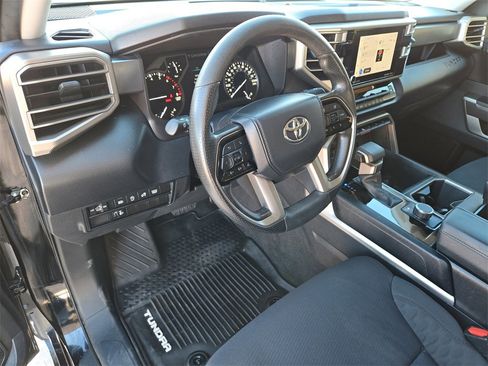 Used 2022 Toyota Tundra SR5 image 11
