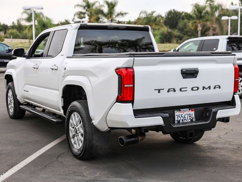 Certified 2024 Toyota Tacoma SR5 image 19