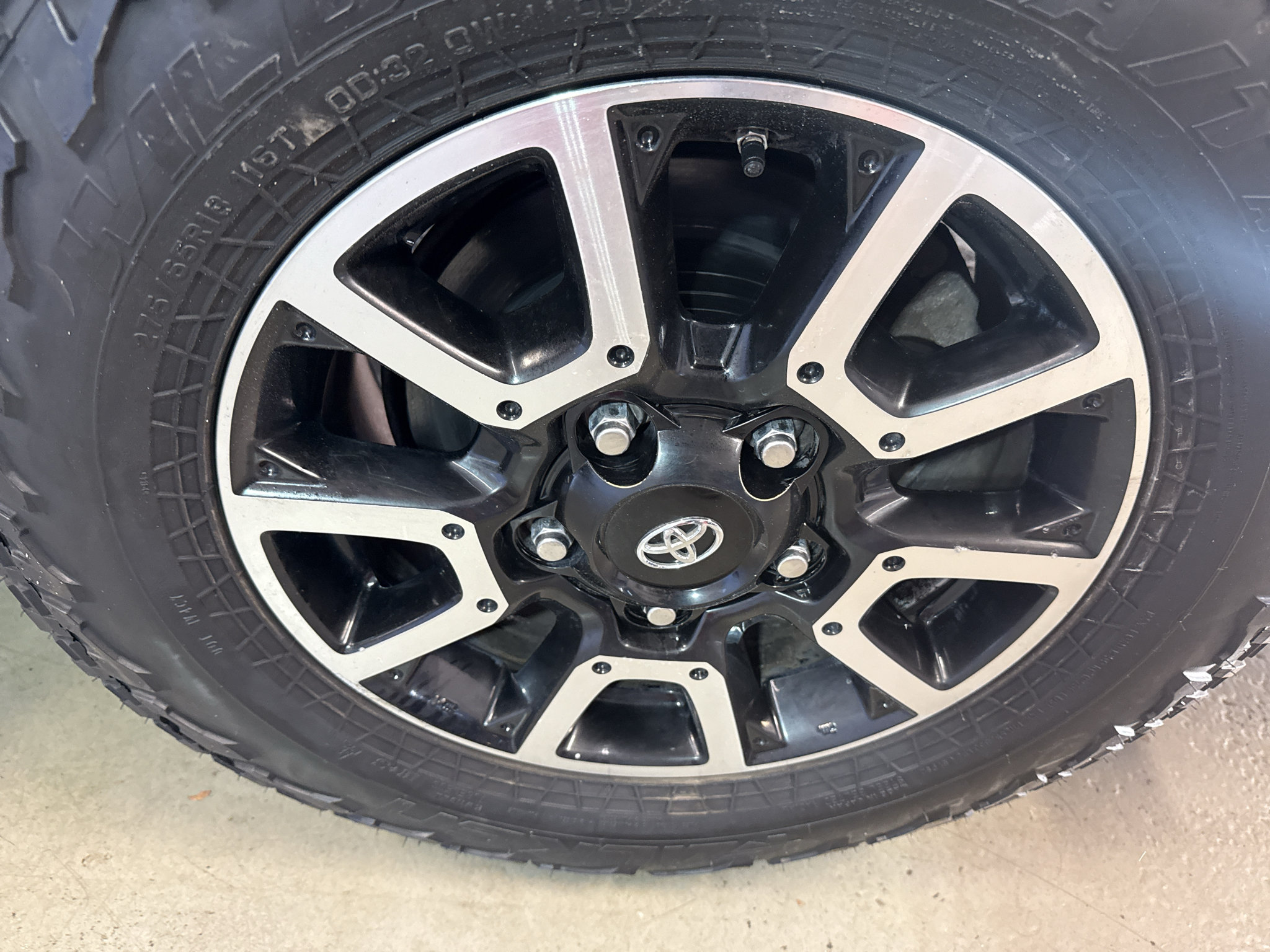 Used 2014 Toyota Tundra SR5 AWD/4WD image 34