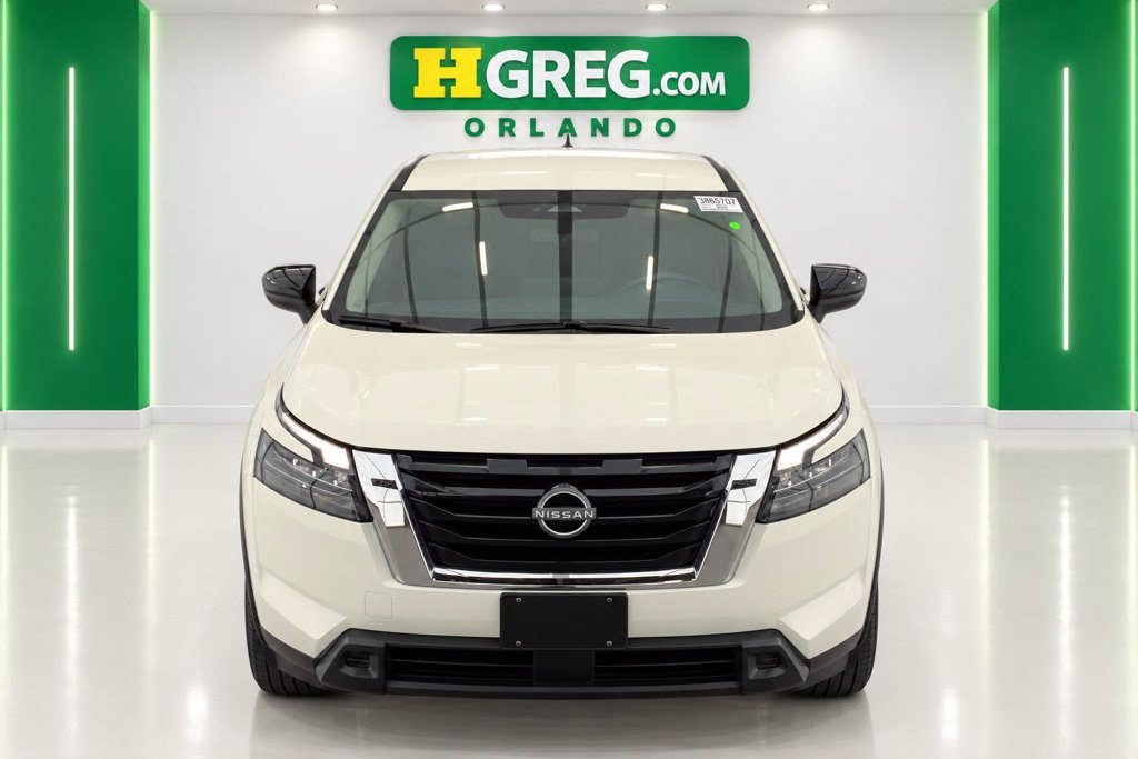 Used 2024 Nissan Pathfinder S w/ Cargo Package FWD image 7
