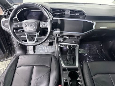 Used 2020 Audi Q3 2.0T Premium Plus w/ Premium Plus Package AWD/4WD image 9