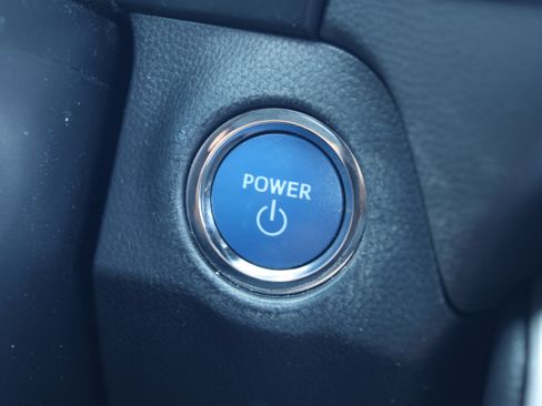 Used 2021 Toyota RAV4 XLE w/ Convenience Package AWD/4WD image 21