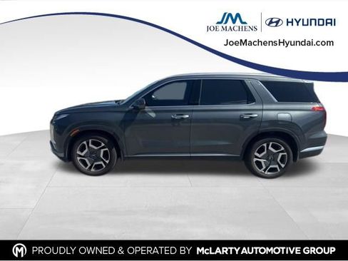Used 2023 Hyundai Palisade Limited FWD image 4