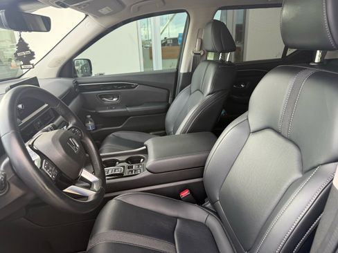 Used 2023 Honda Pilot EX-L image 7