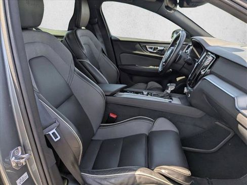 Used 2019 Volvo S60 T6 R-Design AWD/4WD image 22
