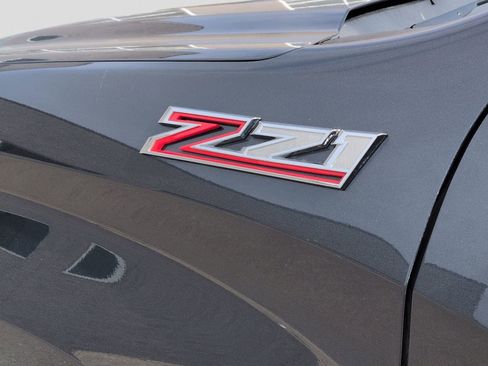 Used 2019 Chevrolet Silverado 1500 Custom Trail Boss image 14