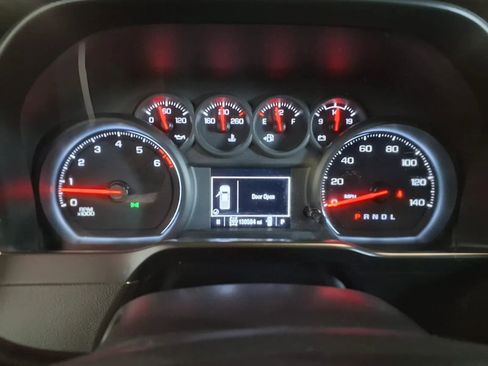 Used 2021 Chevrolet Silverado 2500 Custom w/ Custom Value Package AWD/4WD image 24