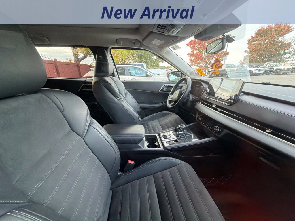 Used 2024 Mitsubishi Outlander SE AWD/4WD image 4
