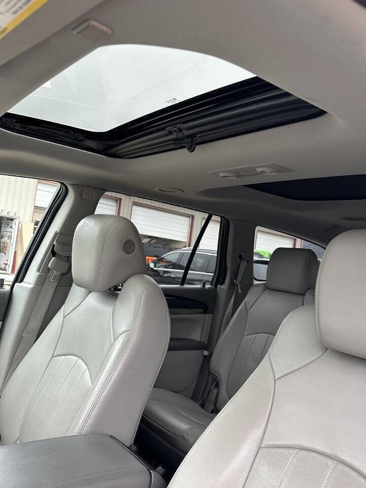 Used 2016 Buick Enclave Premium w/ Experience Buick Package FWD image 14