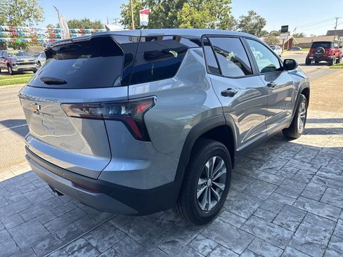 New 2026 Chevrolet Equinox LT image 14