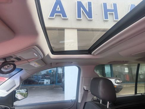 Used 2016 Chevrolet Suburban LTZ AWD/4WD image 3