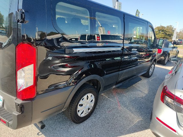 Used 2023 Ford Transit 350 XLT RWD image 17