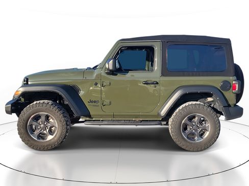 Used 2021 Jeep Wrangler Sport w/ Technology Group image 3