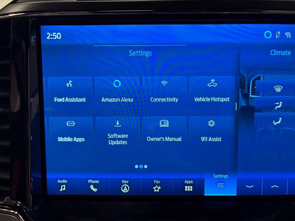 Used 2022 Ford F250 Lariat w/ Lariat Value Package AWD/4WD image 21