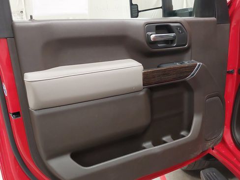 Used 2024 GMC Sierra 3500 SLE w/ SLE Convenience Package image 24