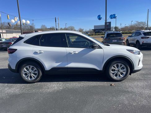 New 2026 Ford Escape Active w/ Active Premium Tech Pack image 2