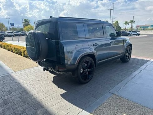 Used 2026 Land Rover Defender 110 S AWD/4WD image 5