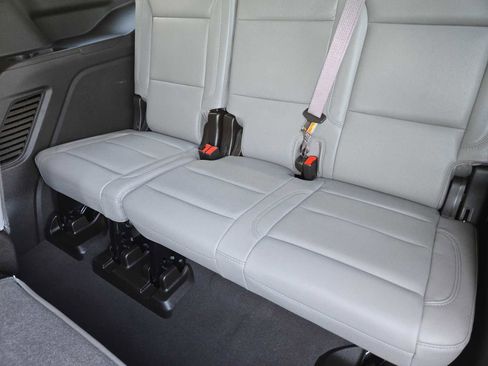 Certified 2023 Chevrolet Tahoe Z71 w/ Luxury Package image 30