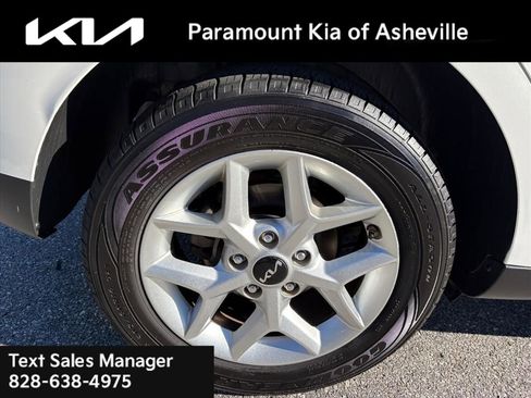 Used 2024 Kia Soul LX w/ Option Group 015 image 30