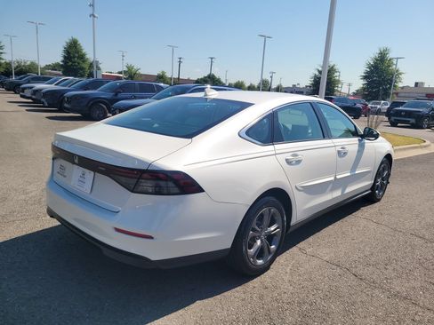 Certified 2024 Honda Accord EX image 3