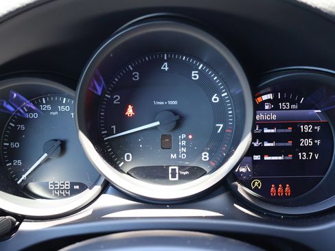 Certified 2026 Porsche Macan AWD/4WD image 17