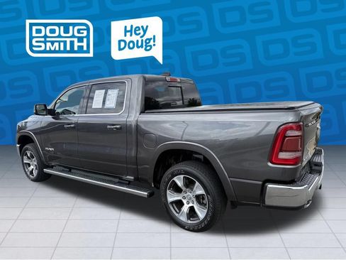 Used 2022 RAM 1500 Laramie AWD/4WD image 3