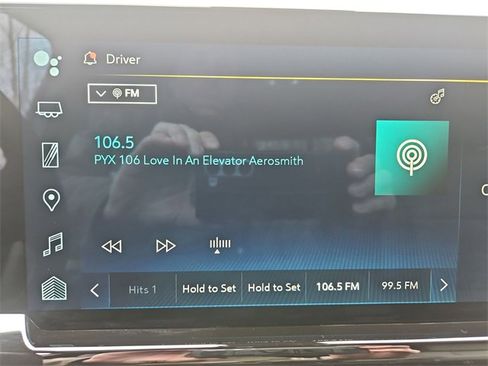 Used 2025 Chevrolet Silverado 2500 ZR2 w/ Technology Package image 13