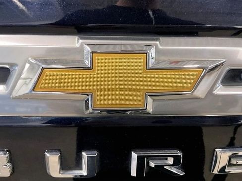 Used 2021 Chevrolet Suburban High Country w/ Premium Package AWD/4WD image 8