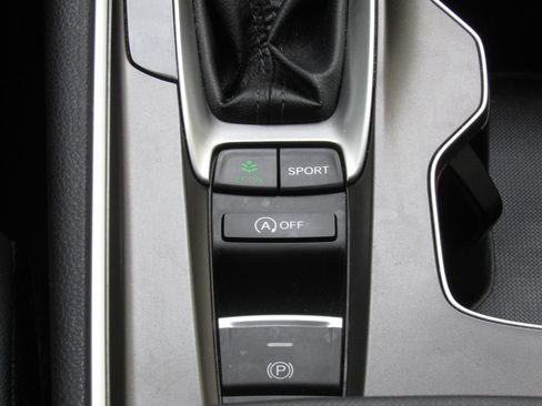 Used 2021 Honda Accord Sport image 28