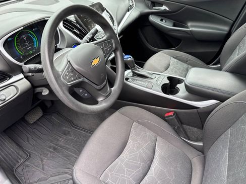 Used 2018 Chevrolet Volt LT image 9