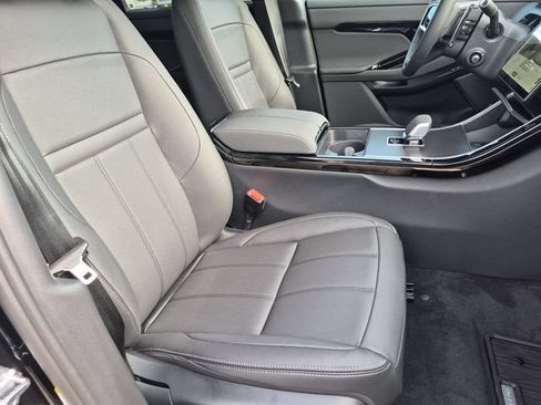 New 2026 Land Rover Range Rover Evoque Hoxton AWD/4WD image 18