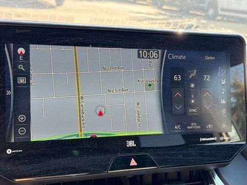 Used 2021 Toyota Venza Limited w/ Advanced Technology Package image 17