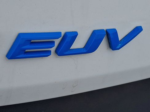 Used 2023 Chevrolet Bolt EUV LT w/ Driver Confidence Package image 30