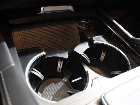 Used 2023 Mercedes-Benz GLS 450 4MATIC image 86