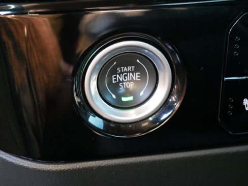 Used 2023 GMC Sierra 1500 Elevation w/ X31 Off-Road Package AWD/4WD image 32