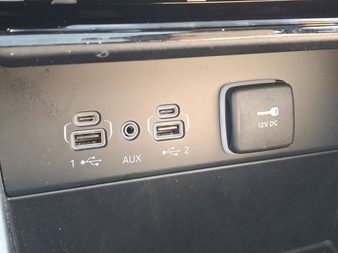 Certified 2025 Jeep Grand Cherokee L Limited image 26