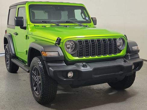 Used 2025 Jeep Wrangler Sport image 1