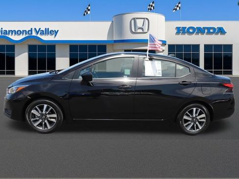 Used 2025 Nissan Versa SV FWD image 8